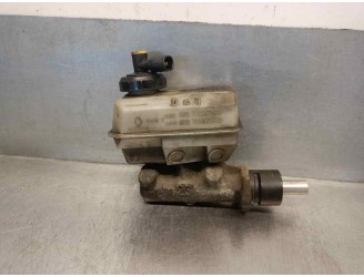 Recambio de bomba freno para renault laguna (b56) 1.8 cat referencia OEM IAM 7700823486  