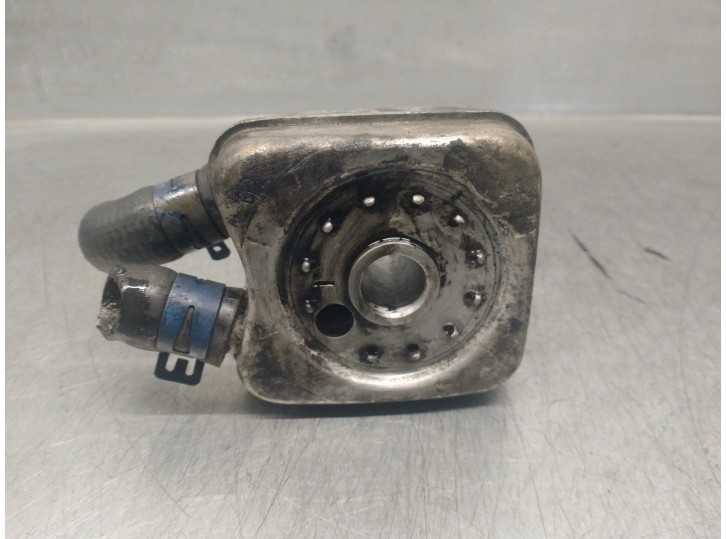 Recambio de enfriador aceite motor para seat toledo (1l) 1.9 diesel cat (1y) referencia OEM IAM 028117021D 