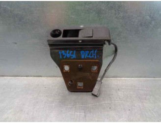 Replacement boot / tailgate lock for Renault Megane II Coupe/Cabrio 1.6 16V OEM IAM reference 8200220672 2 PIN 