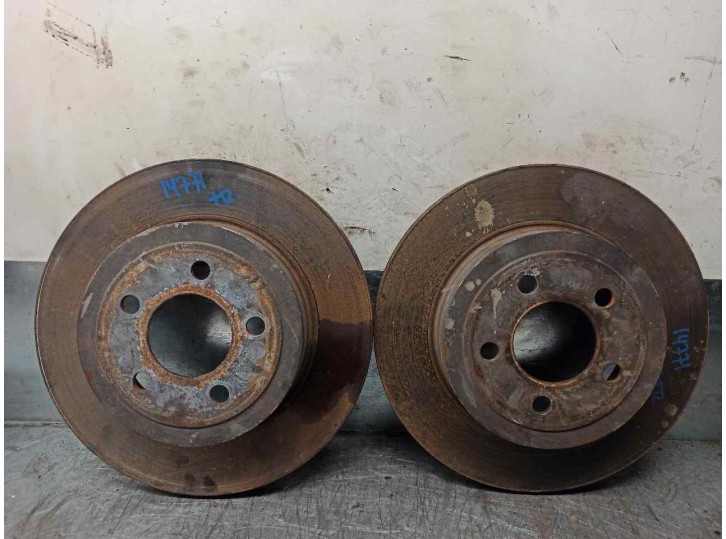 Recambio de disco freno trasero para chrysler 300 c 3.0 crd cat referencia OEM IAM   