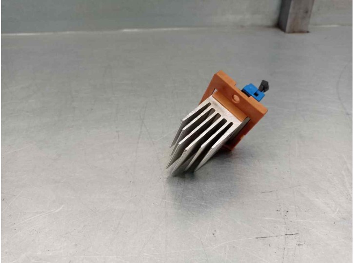 Recambio de resistencia calefaccion para kia xceed 1.0 tgdi cat referencia OEM IAM 97235D2000 