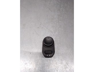 Replacement mirror control for Suzuki Ignis RM (MH) 1.5 cat OEM IAM reference 3795083E20 