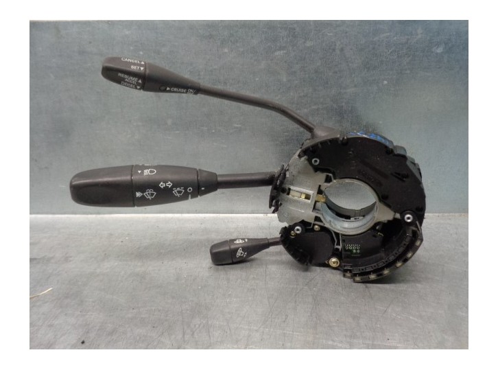 Recambio de mando luces para chrysler 300 c 3.0 crd cat referencia OEM IAM 5175053AA 01311205 