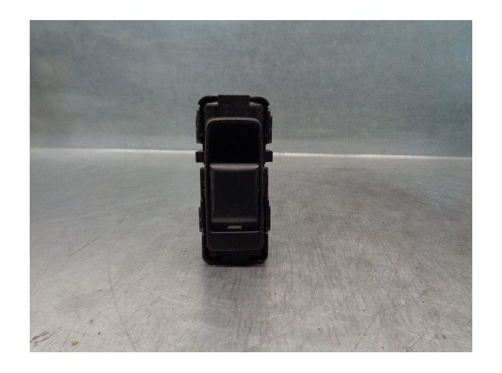 Recambio de mando elevalunas trasero izquierdo para chrysler 300 c 3.0 crd cat referencia OEM IAM 04602787AA 