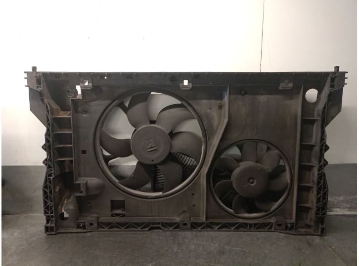 Recambio de electroventilador para renault master desde ´98 2.5 diesel referencia OEM IAM 7701206077 7701206077 VALEO