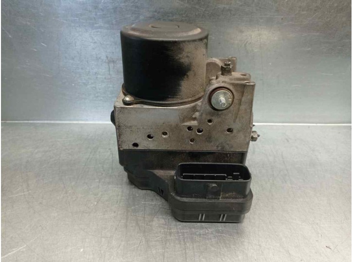 Recambio de abs para lexus is 200 (ds2/is2) d-cat referencia OEM IAM 4454053100 1338008060 ADVICS
