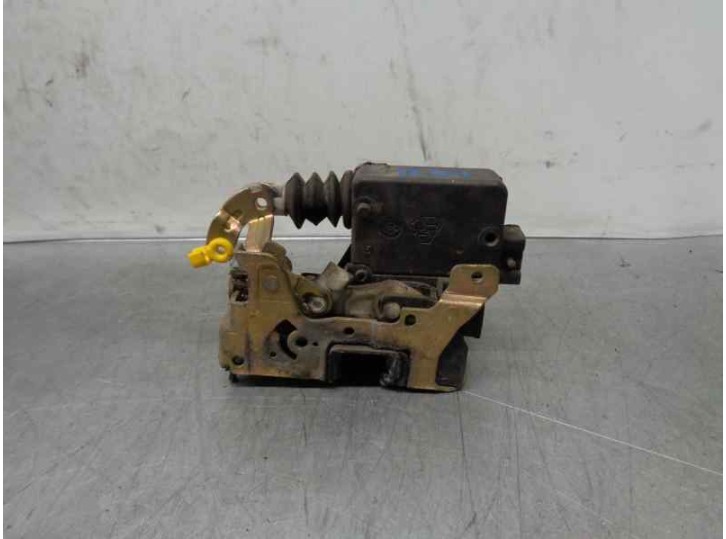 Recambio de cerradura puerta trasera izquierda para renault clio i fase i+ii (b/c57) 1.4 referencia OEM IAM 2 PINES 5 PUERTAS
