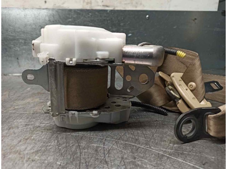 Recambio de cinturon seguridad delantero derecho para lexus is 200 (ds2/is2) d-cat referencia OEM IAM 7321053140A1 