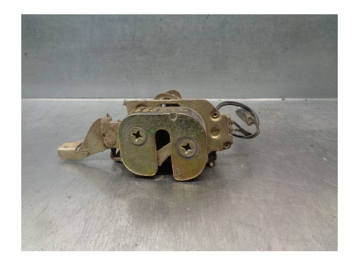 Replacement rear right door lock for Fiat Uno (146) 1.1 OEM IAM reference 7637236 2 PINS 5 DOORS