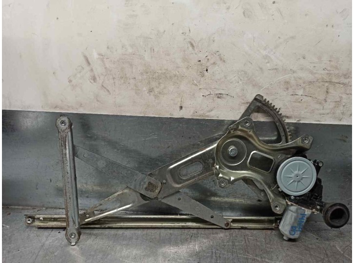 Recambio de elevalunas delantero derecho para lexus is 200 (ds2/is2) d-cat referencia OEM IAM 8571058010 6 PINES 4 PUERTAS