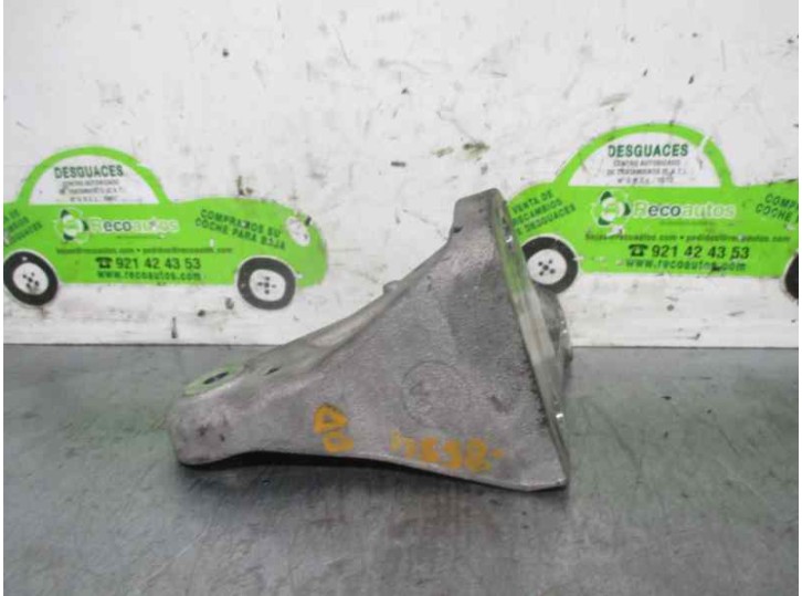 Recambio de soporte motor derecho para jaguar s-type 2.7 v6 diesel cat referencia OEM IAM 4R836037AB 