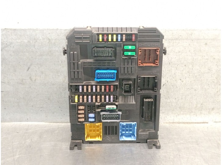 Recambio de caja reles / fusibles para opel vivaro c furgoneta (k0) 1.5 referencia OEM IAM 9832880280 28709099 DELPHI