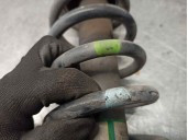 Recambio de amortiguador trasero izquierdo para lexus is 200 (ds2/is2) d-cat referencia OEM IAM 4853053141  