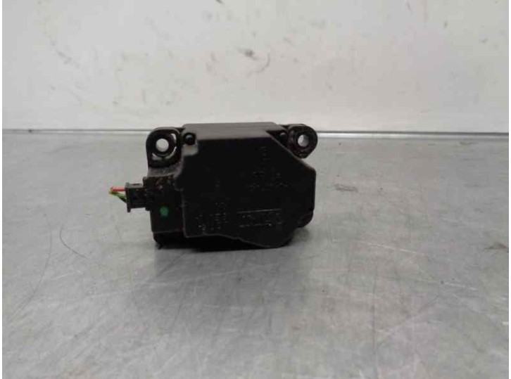 Recambio de motor apertura trampillas climatizador para volvo s80 berlina 2.4 diesel cat referencia OEM IAM 6G9N19E616AA  