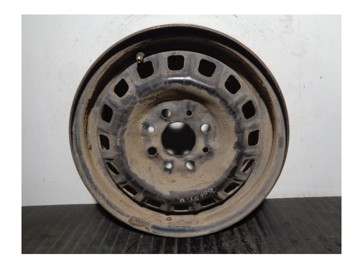 Recambio de llanta para fiat uno (146) 1.1 referencia OEM IAM 7603474 R134.50BX13HET35 HIERRO