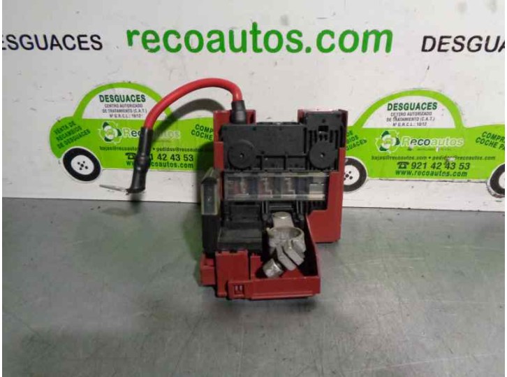 Recambio de caja reles / fusibles para chevrolet aveo sedán 1.4 cat referencia OEM IAM 95315651 