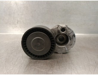 Recambio de tensor correa auxiliar para dacia logan 1.5 dci diesel cat referencia OEM IAM 8200861569  
