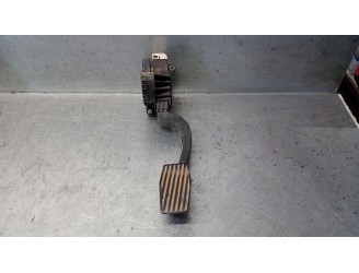 Replacement accelerator pedal potentiometer for Opel Corsa E (X15) 1.3 CDTi (08, 68) OEM IAM reference 13305804 848038 