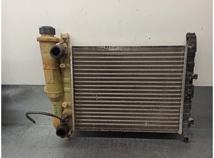 Replacement water radiator for Fiat Uno (146) 1.1 OEM IAM reference 7739942 