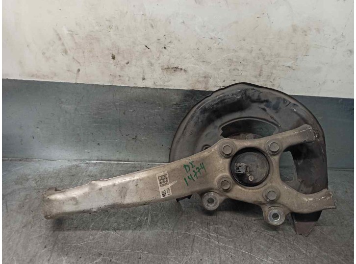 Recambio de mangueta delantera izquierda para lexus is 200 (ds2/is2) d-cat referencia OEM IAM 4320253010 