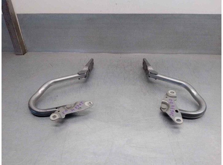 Recambio de bisagra capot para opel zafira tourer 1.6 cdti dpf referencia OEM IAM 13283108  