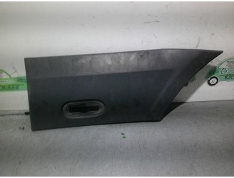 Replacement rear trims for Volkswagen Crafter closed box 2.5 TDI DPF OEM IAM reference A9066903162 