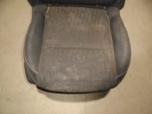 Recambio de asiento delantero derecho para citroën c3 picasso exclusive referencia OEM IAM 3775671 TELA NEGRA 5 PUERTAS