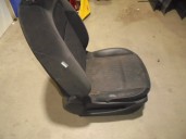 Recambio de asiento delantero derecho para citroën c3 picasso exclusive referencia OEM IAM 3775671 TELA NEGRA 5 PUERTAS