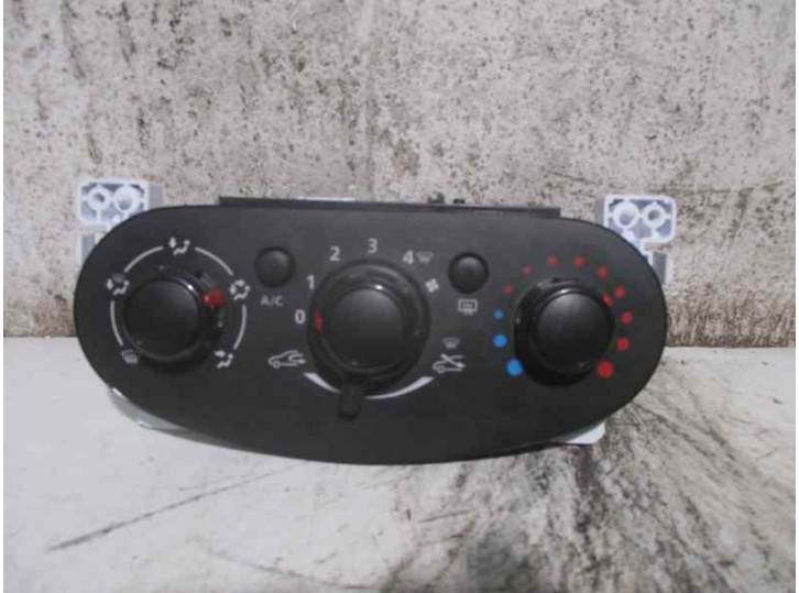 Replacement heater / air conditioning control unit for Dacia Sandero II 1.0 SCe 75 (B8JC, B8JD) OEM IAM reference A42303400 
