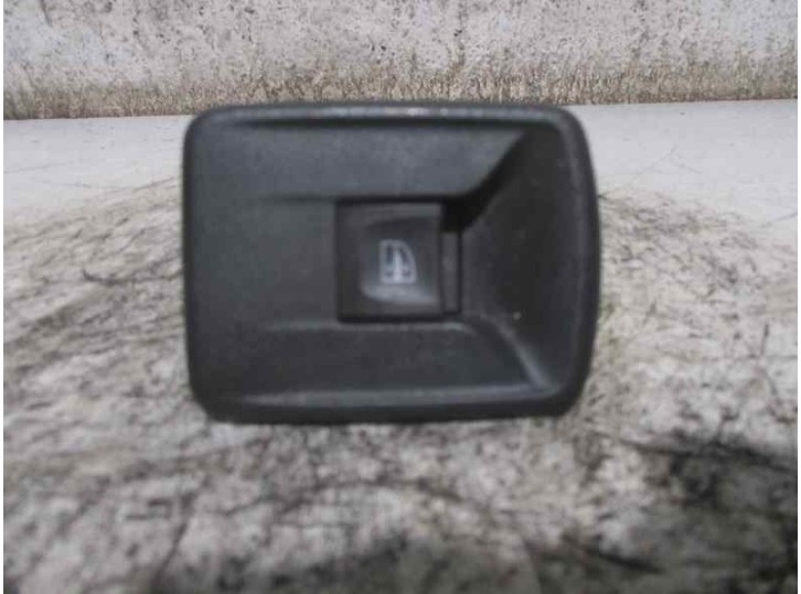 Recambio de mando elevalunas delantero derecho para dacia sandero ii 1.0 sce 75 (b8jc, b8jd) referencia OEM IAM 254217475R 