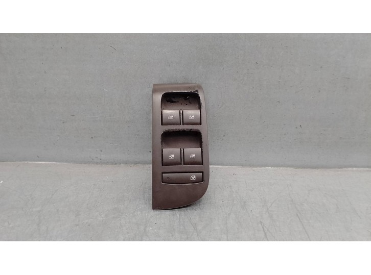 Recambio de mando elevalunas delantero izquierdo para opel zafira tourer 1.6 cdti dpf referencia OEM IAM 13305012 