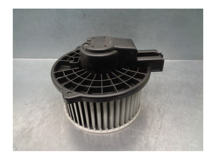 Recambio de motor calefaccion para mazda 6 berlina (gg) 2.0 diesel cat referencia OEM IAM 8727000361  