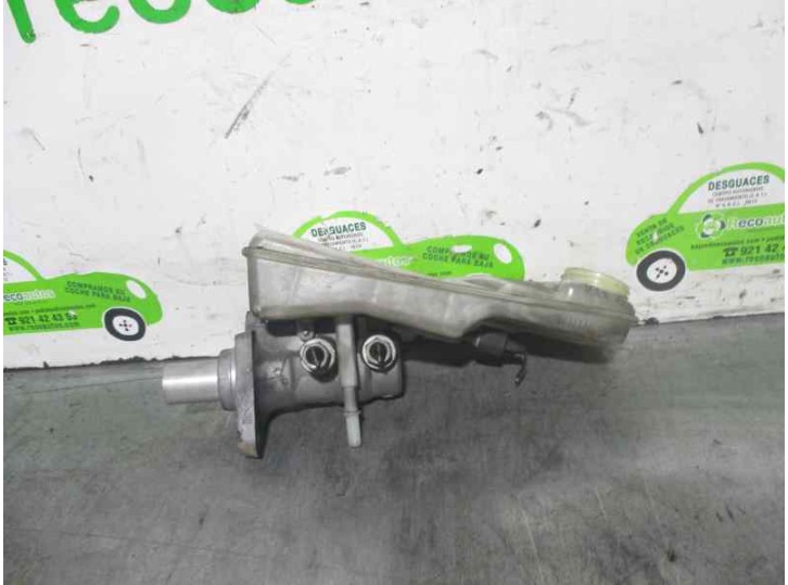 Replacement brake master cylinder for Ford Mondeo Sal. (CA2) 2.0 TDCi CAT OEM IAM reference 03350890141 03350890141 FOMOCO