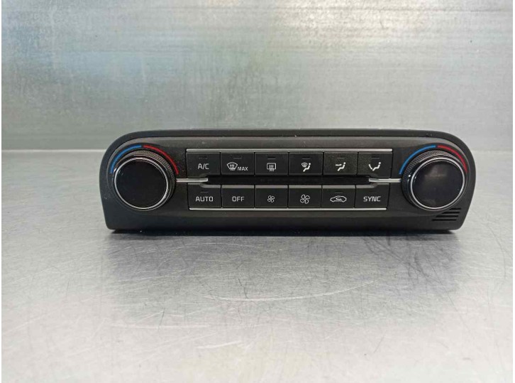 Recambio de mando climatizador para kia xceed 1.0 tgdi cat referencia OEM IAM 97250J7201 