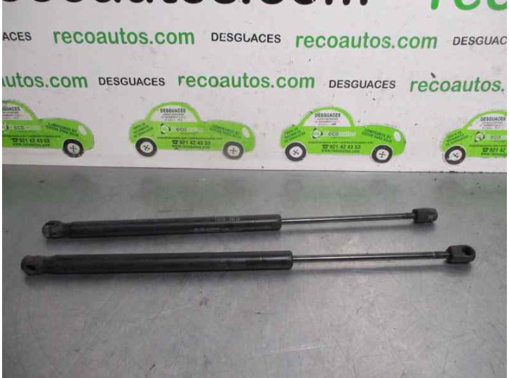 Replacement trunk / tailgate shock absorbers for Hyundai Coupe (GK) 1.6 FX OEM IAM reference 817712C010 