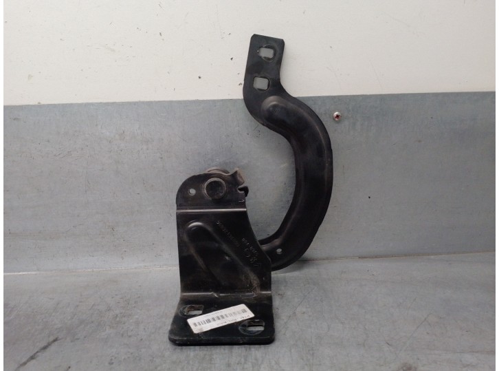 Recambio de bisagra capot para peugeot 3008 1.2 12v e-thp / puretech referencia OEM IAM 9683213680D TRAS DERE 