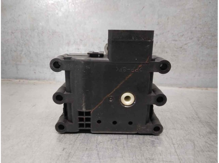 Recambio de motor apertura trampillas climatizador para mazda cx-7 (er) 2.2 turbodiesel cat referencia OEM IAM GP9A61A60 