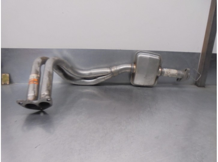 Recambio de tubo escape delantero para ford fiesta iii (gfj) 1.3 cat referencia OEM IAM FD469 5202626 WALKER