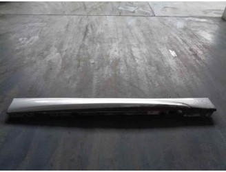 Recambio de spoiler talonera lateral derecha para bmw serie 1 berlina (e81/e87) 2.0 turbodiesel cat referencia OEM IAM 517771843