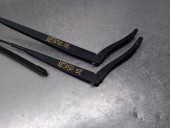 Recambio de brazo limpia delantero derecho para citroën c3 ii 1.4 referencia OEM IAM 9683381680 9683382180 