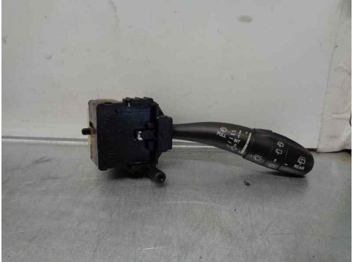 Recambio de mando limpia para kia cee´d 1.6 cat referencia OEM IAM 934201H200 