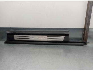 Recambio de spoiler talonera lateral derecha para mercedes-benz clase slk (w171) roadster 1.8 cat referencia OEM IAM 1716800235 