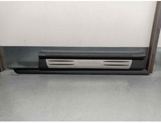 Recambio de spoiler talonera lateral izquierda para mercedes-benz clase slk (w171) roadster 1.8 cat referencia OEM IAM 171680013