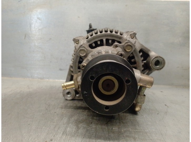 Recambio de alternador para mg serie 25 (rf) 2.0 idt cat referencia OEM IAM YLE000010 1002132790 DENSO