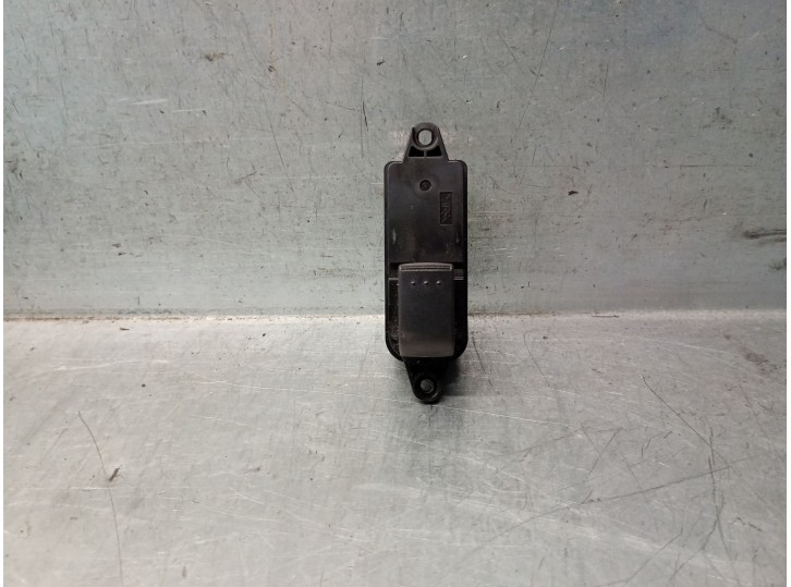 Recambio de mando elevalunas delantero derecho para mazda 6 hatchback (gg) 2.3 (gg3s) referencia OEM IAM GP9A66370 GP9A66370 