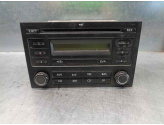 Replacement audio system / CD radio for Seat Alhambra (7V9) 1.9 TDI OEM IAM reference 5Z0035152D 