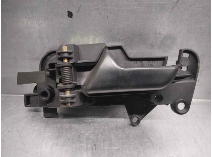 Recambio de maneta interior delantera izquierda para citroën xantia berlina 2.0 hdi cat (rhy / dw10td) referencia OEM IAM 961068