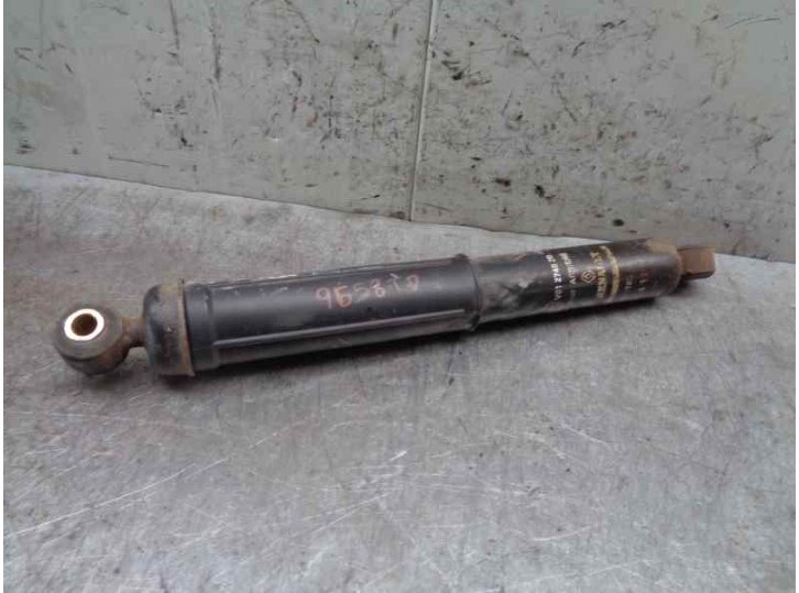 Recambio de amortiguador trasero derecho para renault laguna (b56) 1.8 referencia OEM IAM   