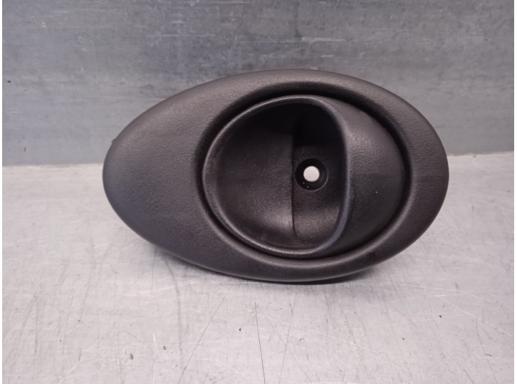 Recambio de maneta interior delantera derecha para chevrolet matiz 1.0 cat referencia OEM IAM 96601586  5 PUERTAS