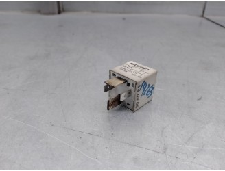 Recambio de rele para audi a4 berlina (8e) 1.9 tdi referencia OEM IAM 8D0951253 